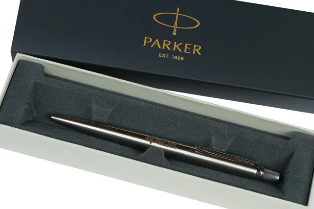 caff-new-york-x-parker-stylo-bille-acier-avec-logo image 1