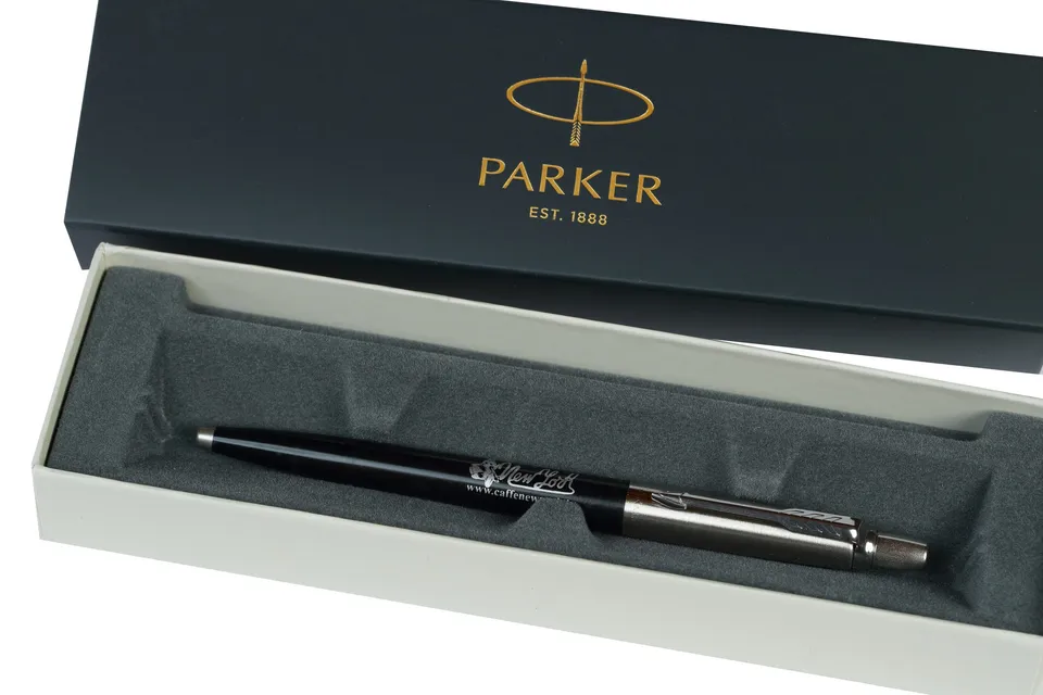 caff-new-york-parker-stylo-bille-noir-avec-logo-dition-caff-new-york image 1